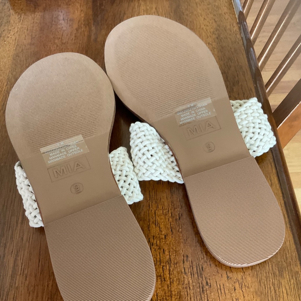Sandals - Picture 2 of 2